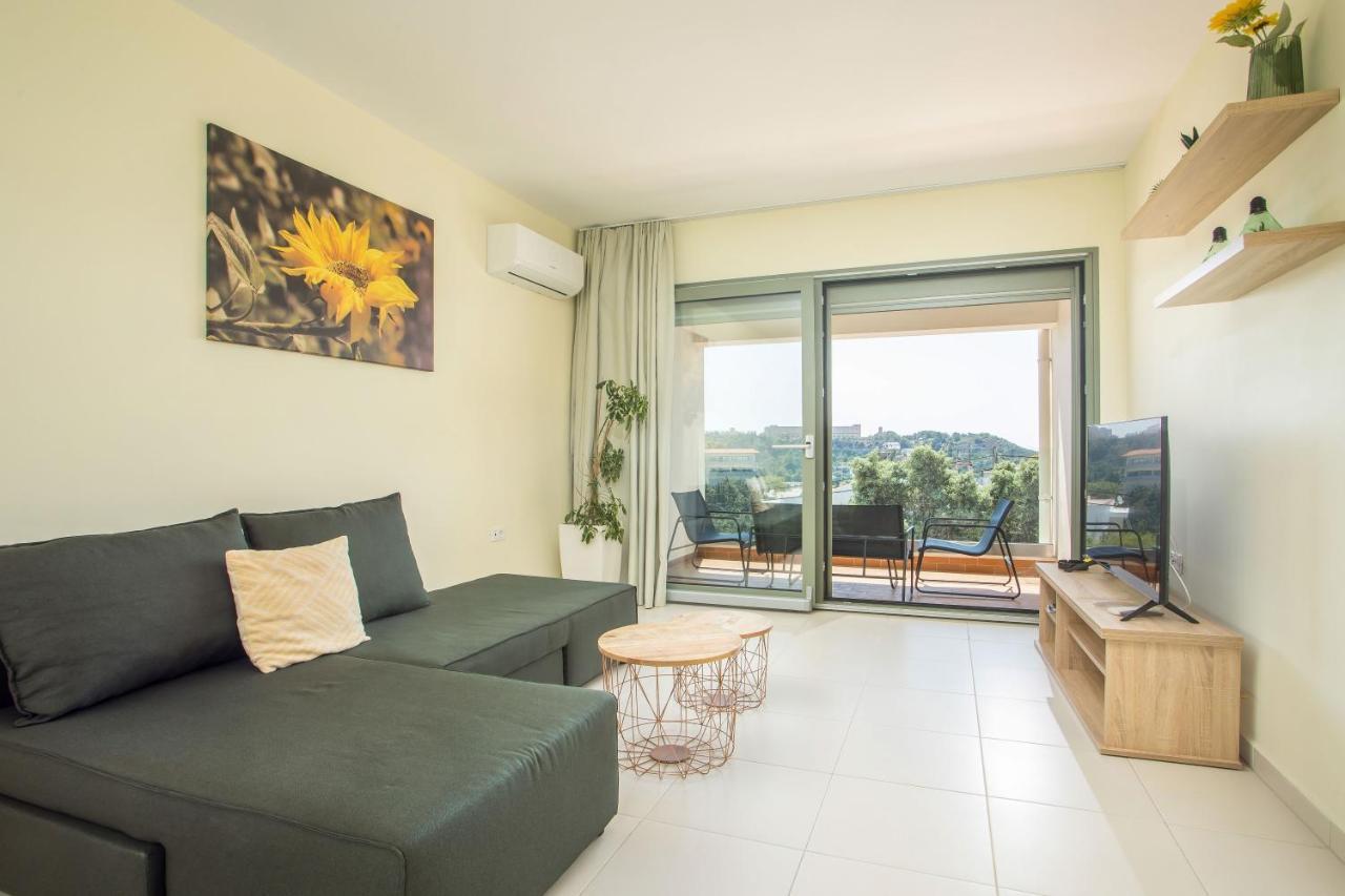 Eden Sunflower - Luxurious Apartment With Sea View Rhodes City Eksteriør billede