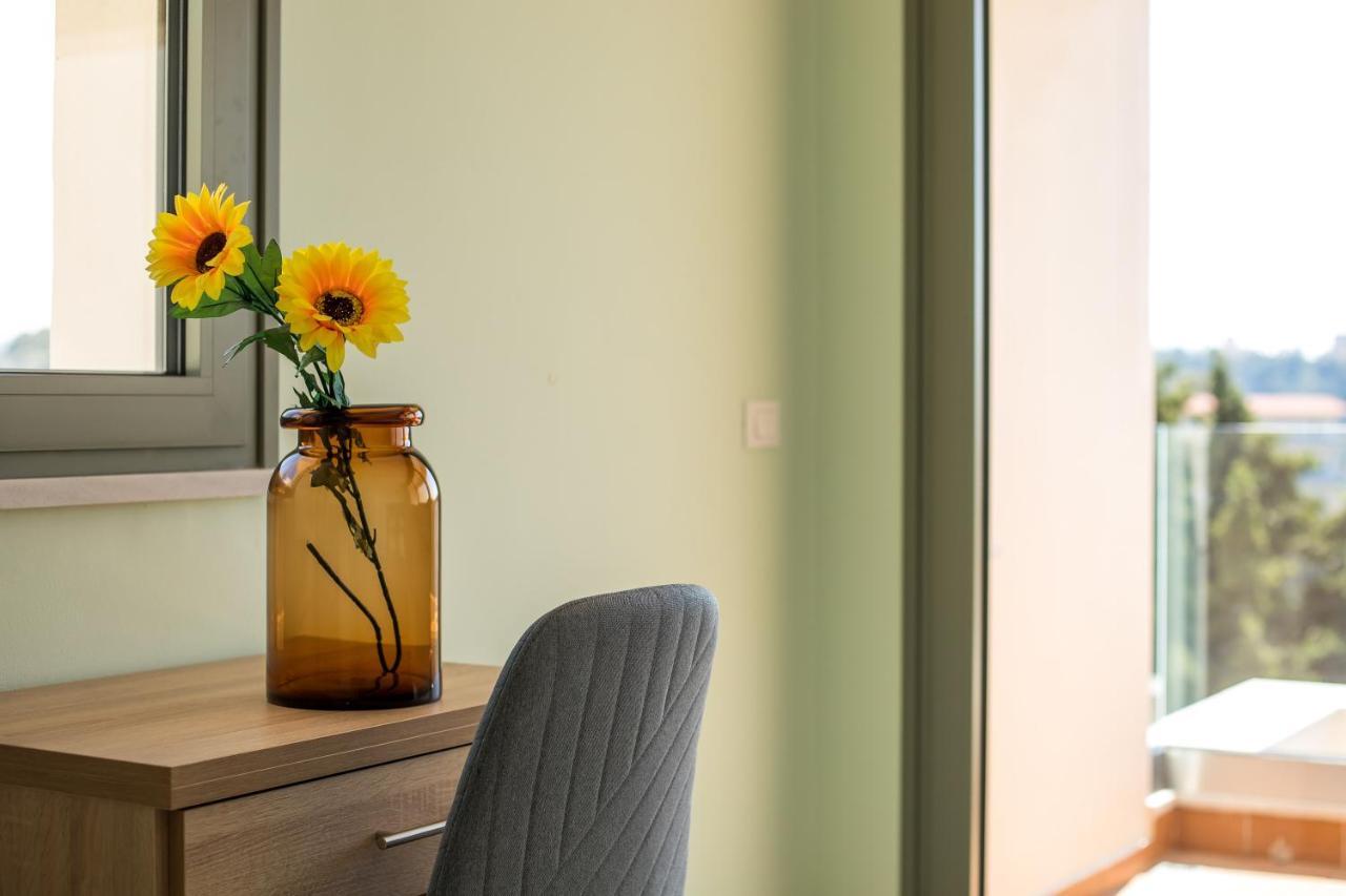 Eden Sunflower - Luxurious Apartment With Sea View Rhodes City Eksteriør billede